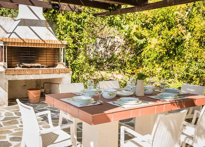 Petri * Trapezaki (Kefalonia)